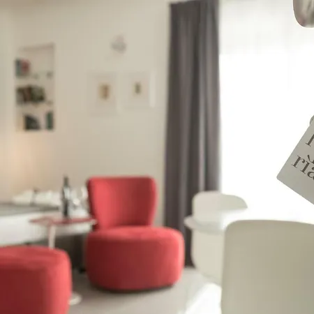 Le Scaramazze 펜션 *